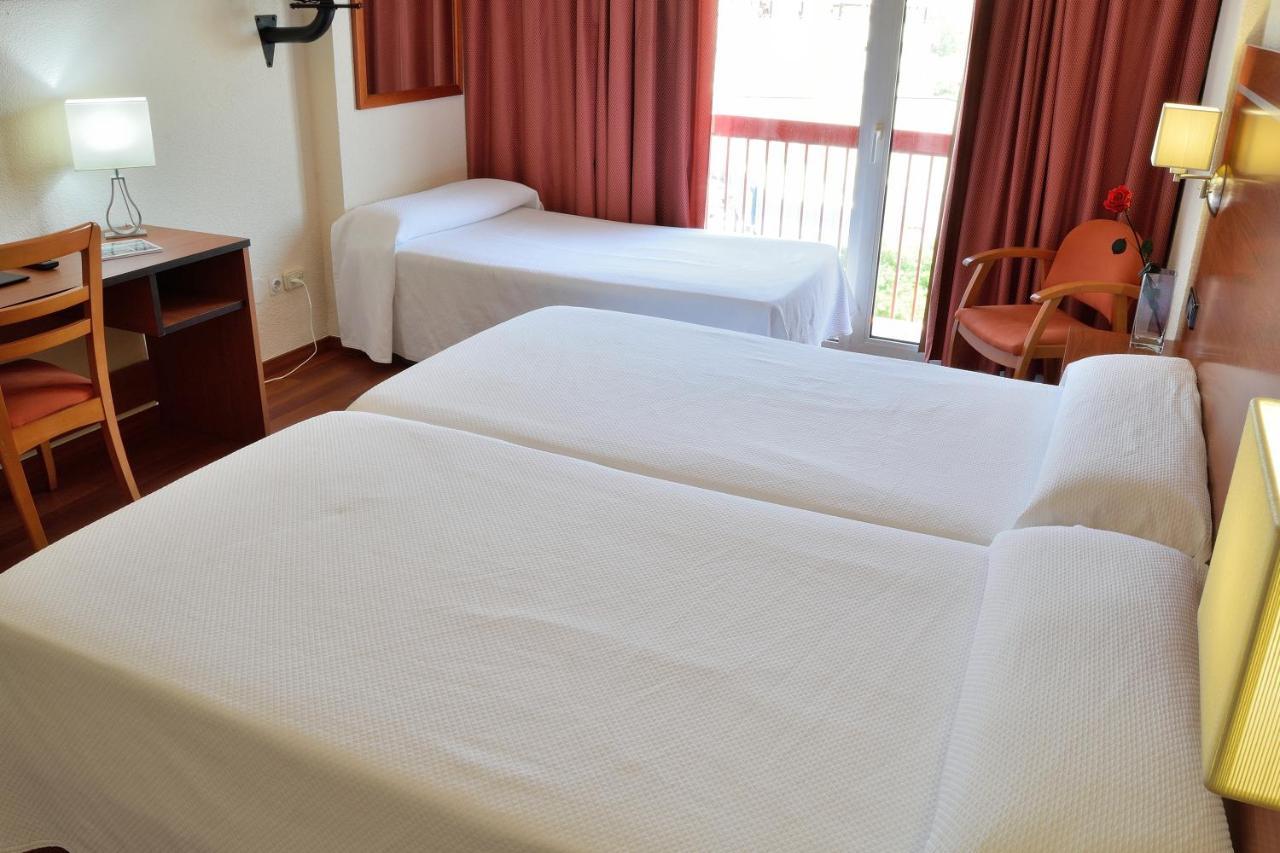 Hotel Mari Carmen Guadix Dış mekan fotoğraf