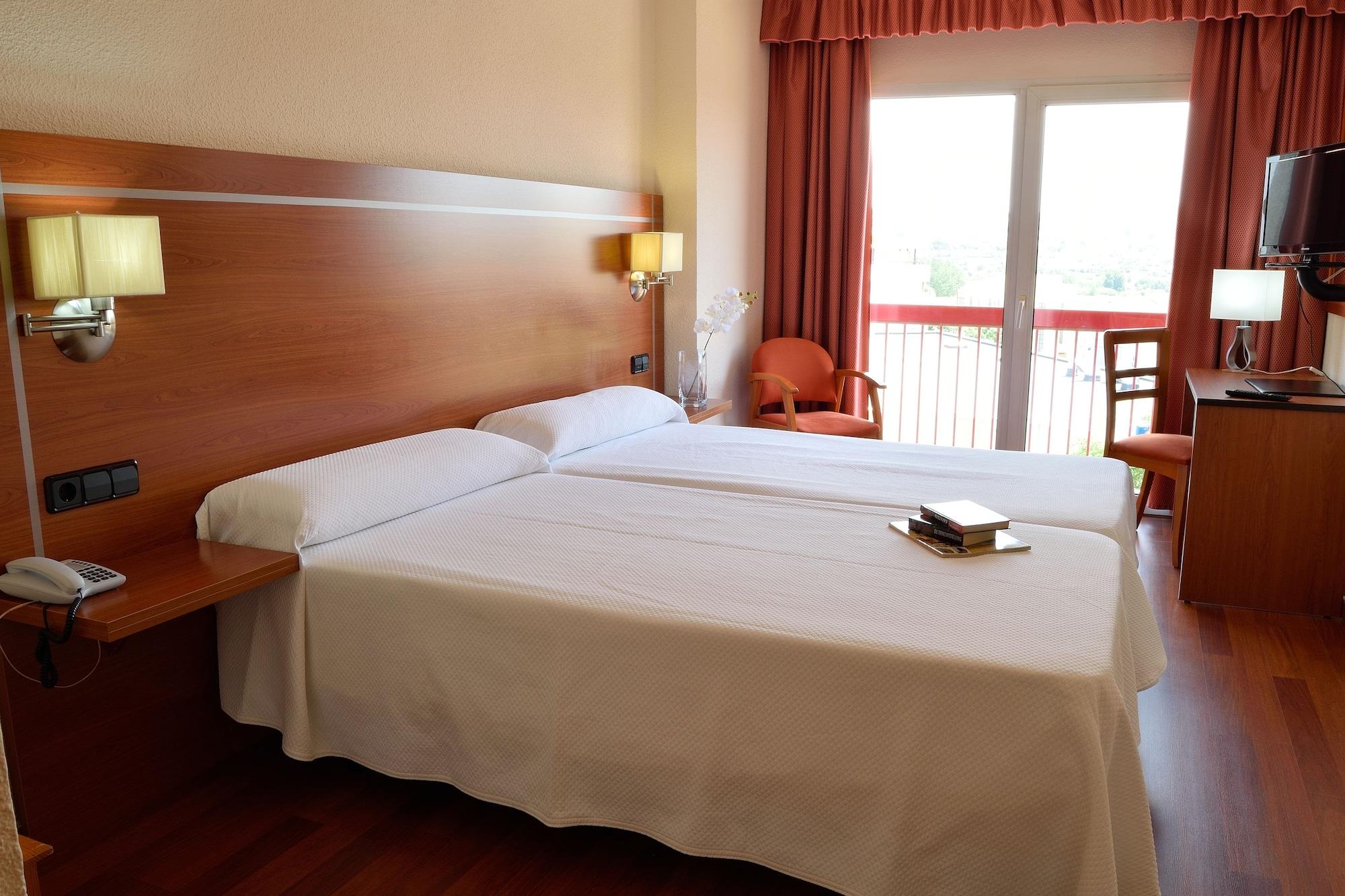 Hotel Mari Carmen Guadix Dış mekan fotoğraf