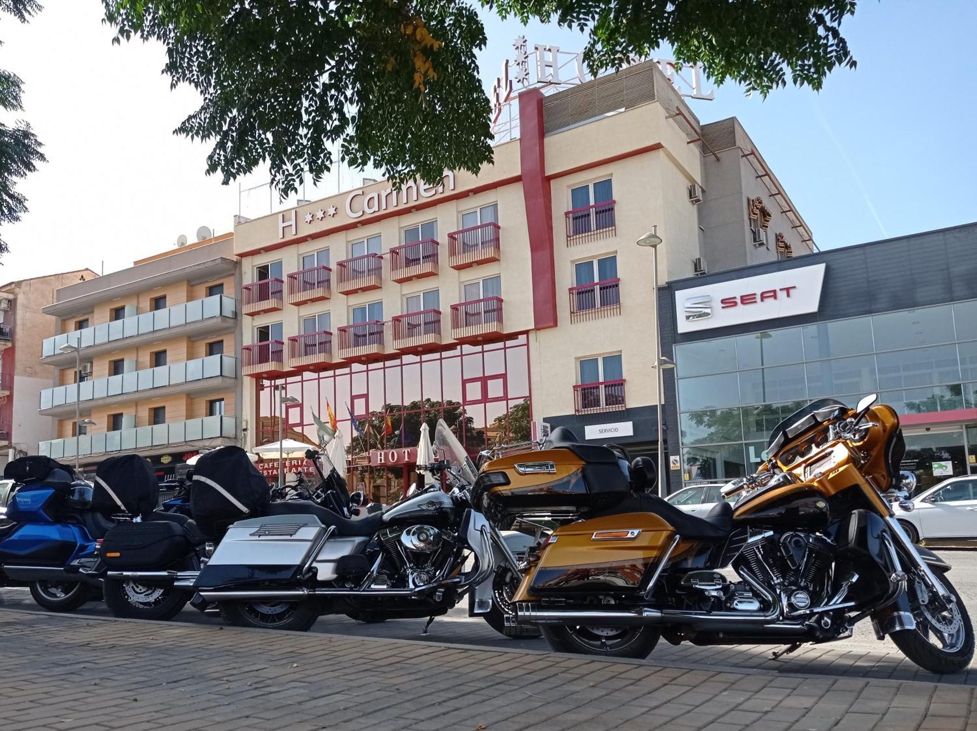Hotel Mari Carmen Guadix Dış mekan fotoğraf