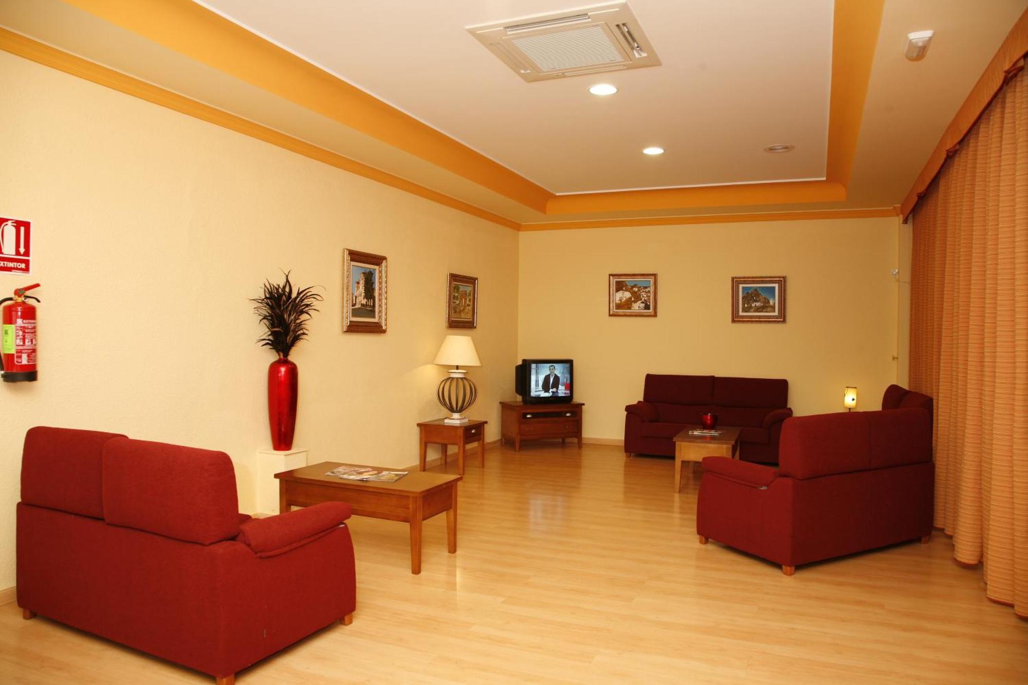 Hotel Mari Carmen Guadix Dış mekan fotoğraf