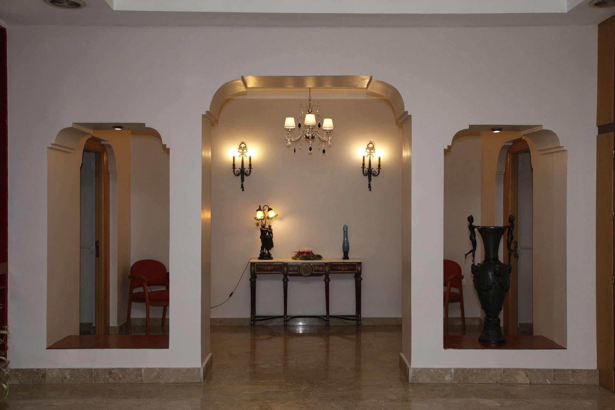 Hotel Mari Carmen Guadix Dış mekan fotoğraf