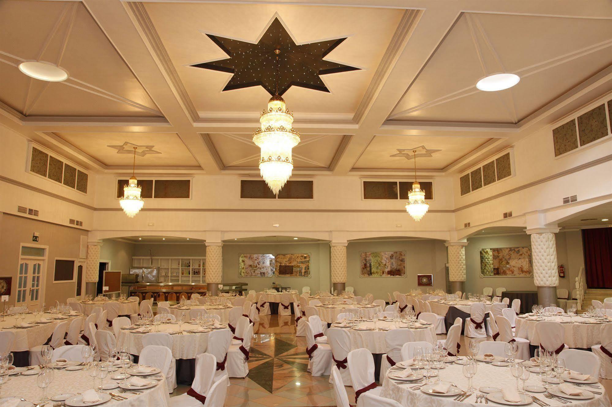 Hotel Mari Carmen Guadix Dış mekan fotoğraf