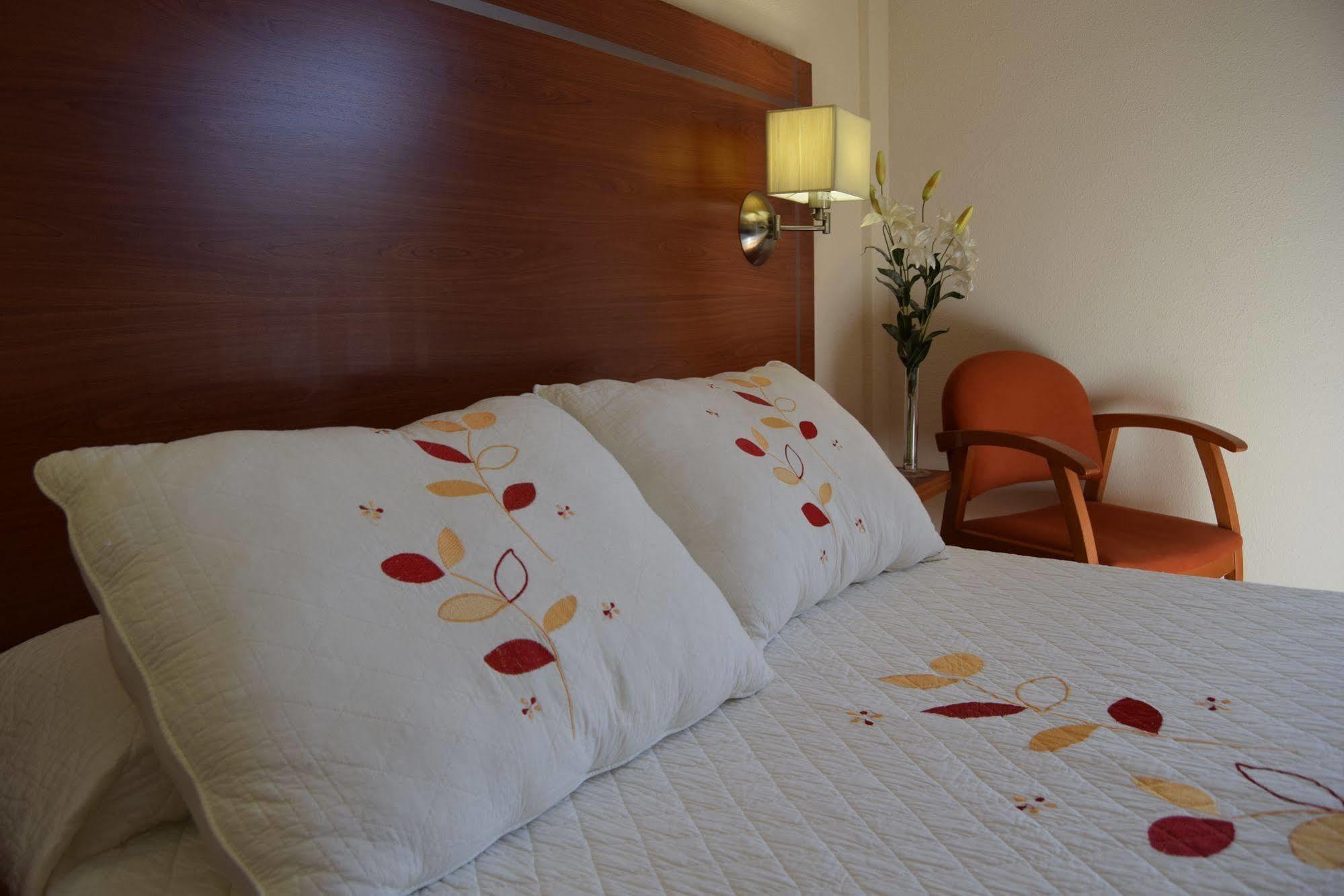 Hotel Mari Carmen Guadix Dış mekan fotoğraf