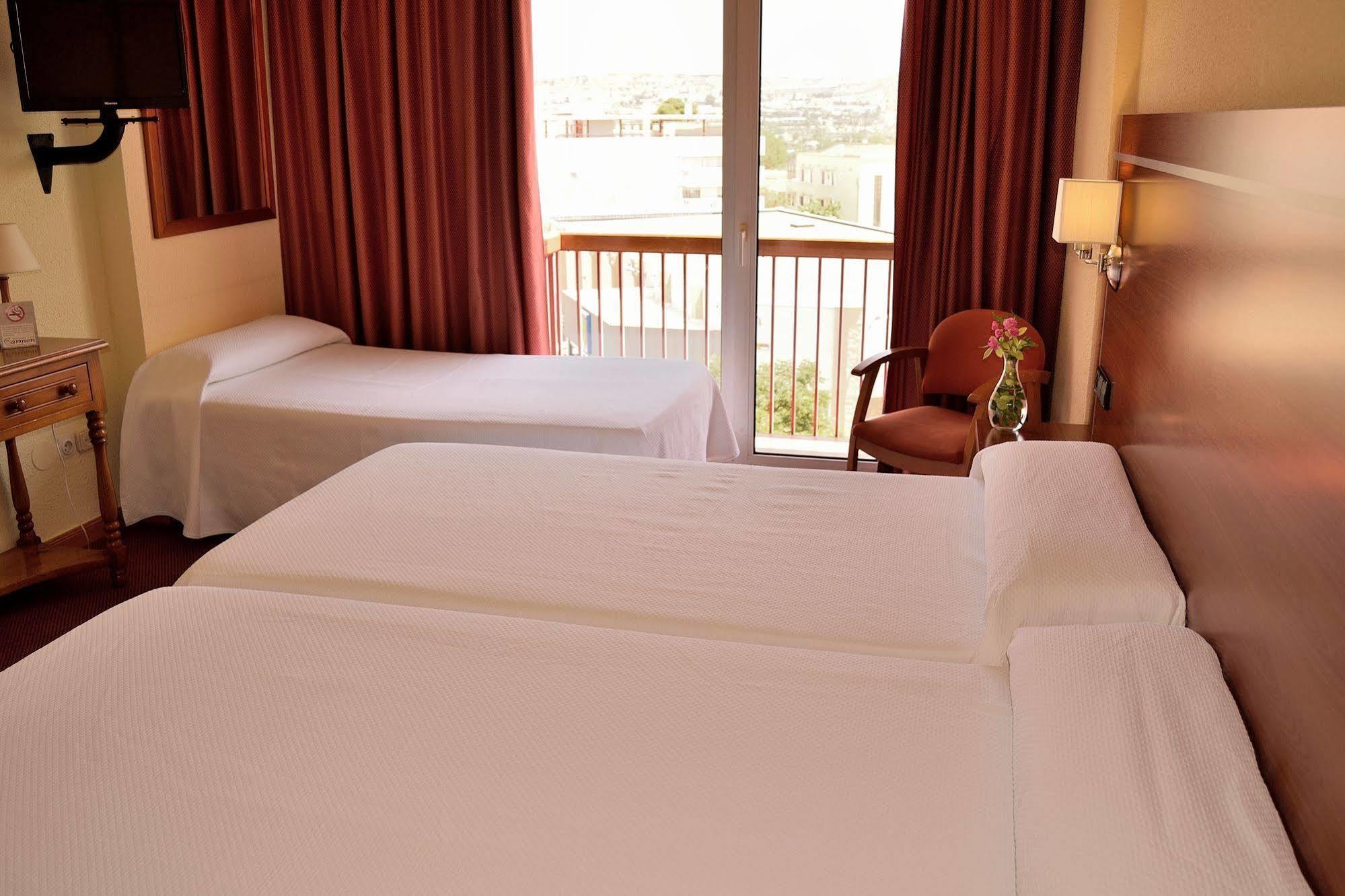 Hotel Mari Carmen Guadix Dış mekan fotoğraf